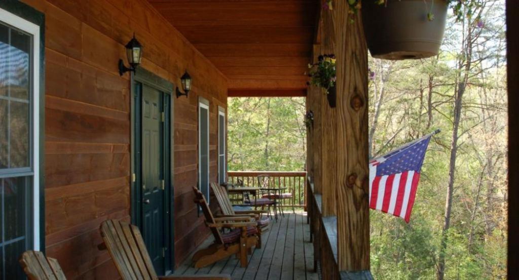 Long Mountain Lodge Bed & Breakfast داهلونغا المظهر الخارجي الصورة