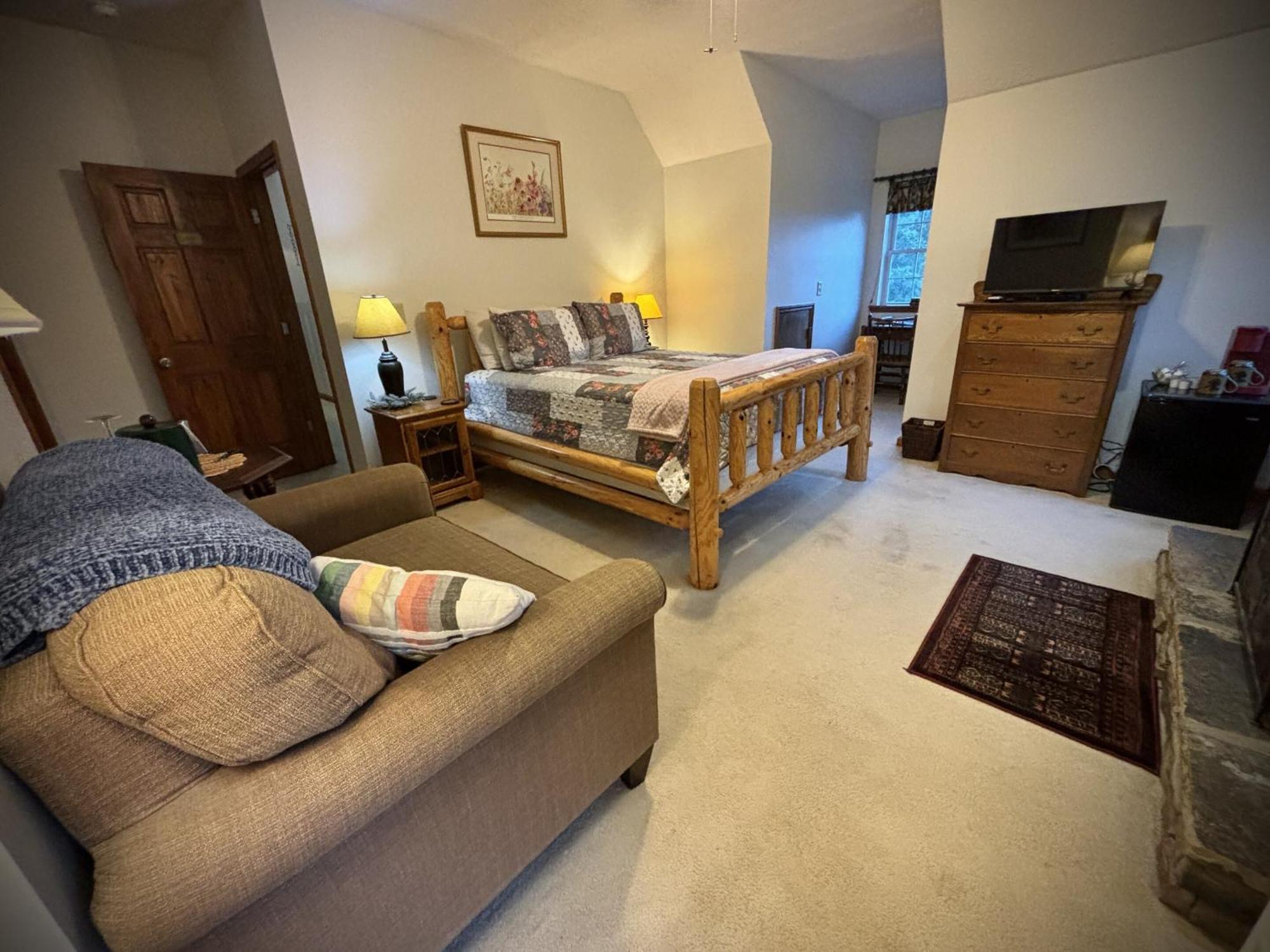 Long Mountain Lodge Bed & Breakfast داهلونغا المظهر الخارجي الصورة